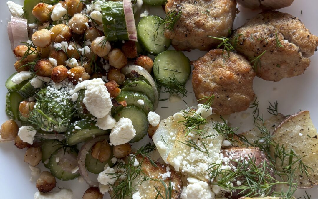 Crunchy Mediterranean Salad with Chicken Meatballs